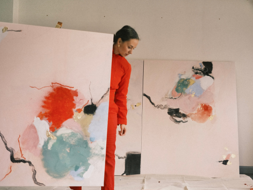 Abstract artist Laura Mila
